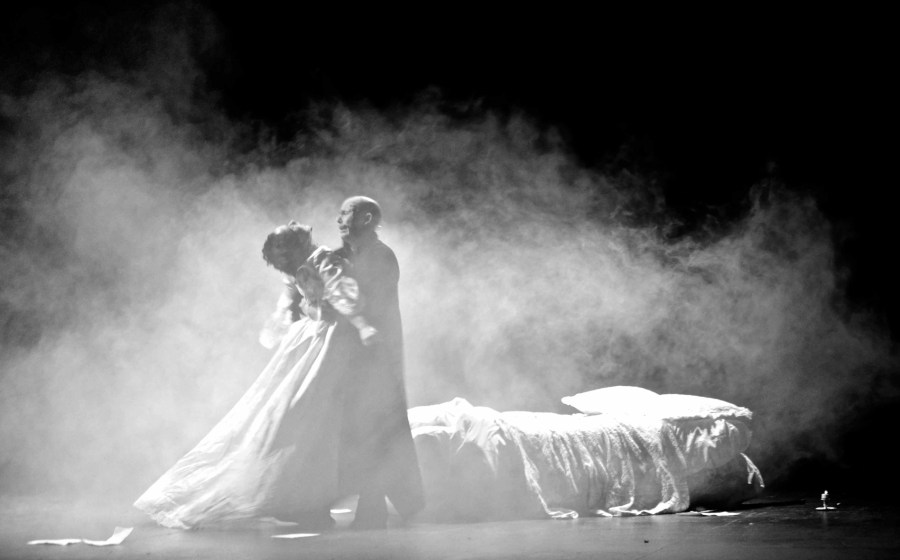 Vals-de-Mary-Shelley_Autor-Vanessa-Montfort_-Foto-Laura-Munoz-Hermida