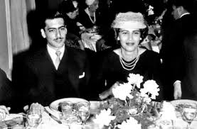 vargas llosa y Julia Urquidi