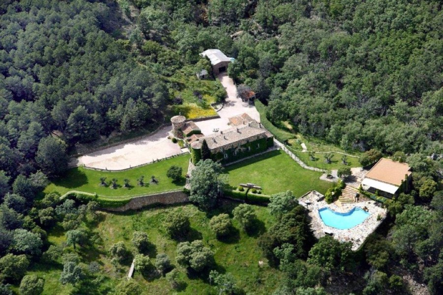 W. Las fincas están en entornos de naturaleza espectacular.